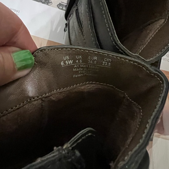 Selling boots size 6.5W Naturalizer black charcoal - Picture 7 of 9